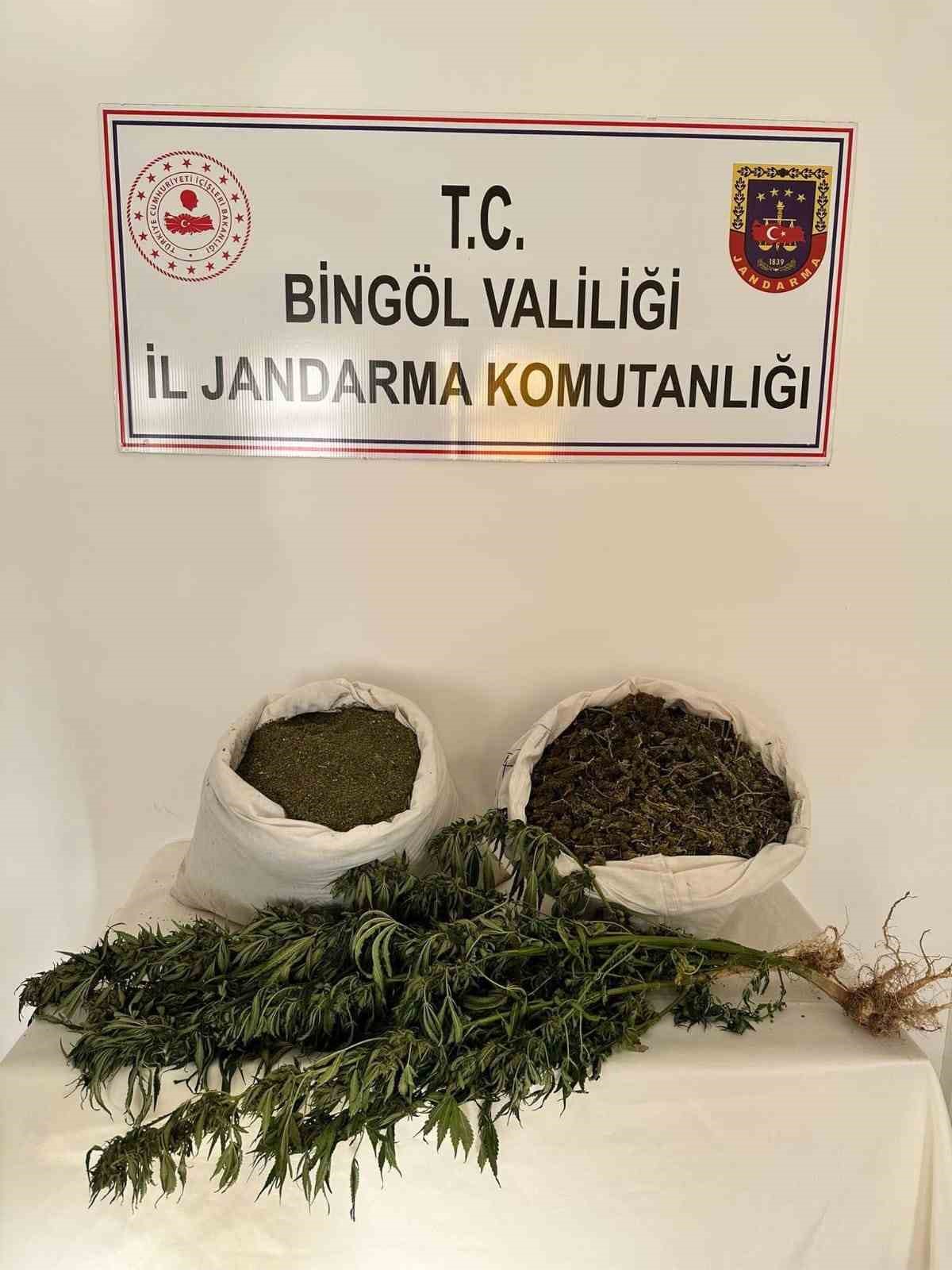 Bing&ouml;l&rsquo;de uyuşturucu madde ele ge&ccedil;irildi
