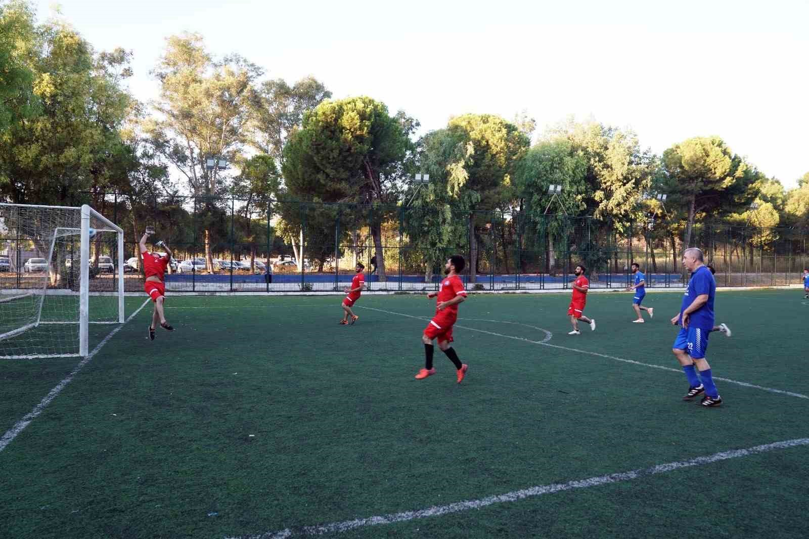 Ege&rsquo;de Azerbaycanlı &ouml;ğrenciler i&ccedil;in oryantasyon programı
