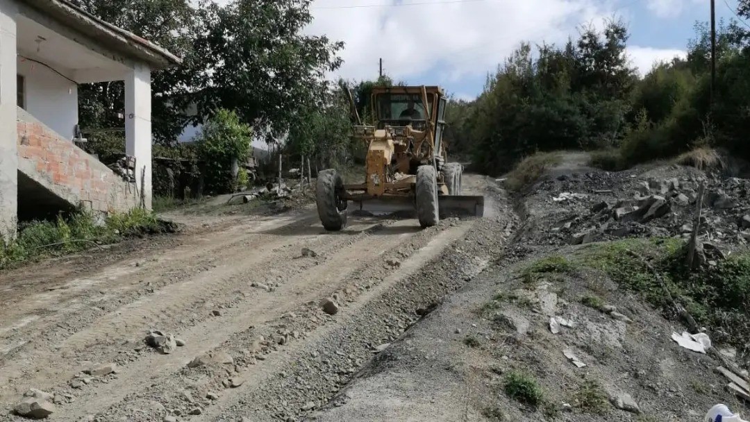 Tekkeköy'de kırsalda ve kent merkezinde yol atağı
