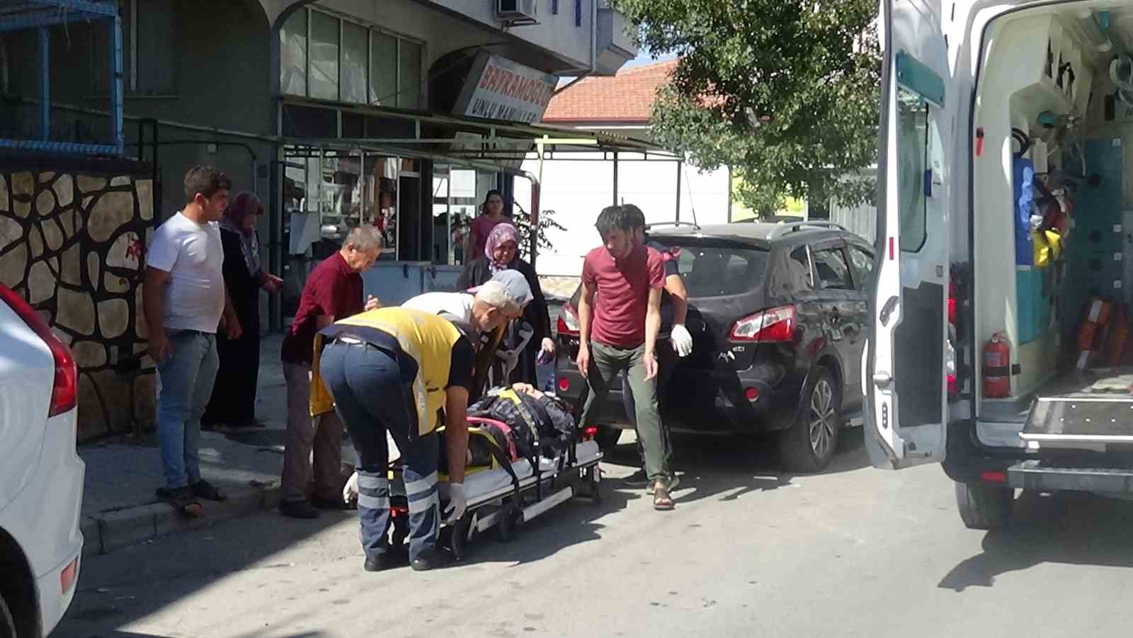 Cipin geri manevra yaparken çarptığı yaşlı kadın yaralandı
