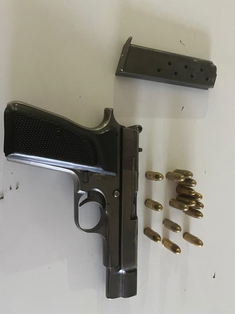 Kendilerini &uuml;st d&uuml;zey kamu g&ouml;revlisi gibi g&ouml;steren dolandırıcılık şebekesi &ccedil;&ouml;kertildi
