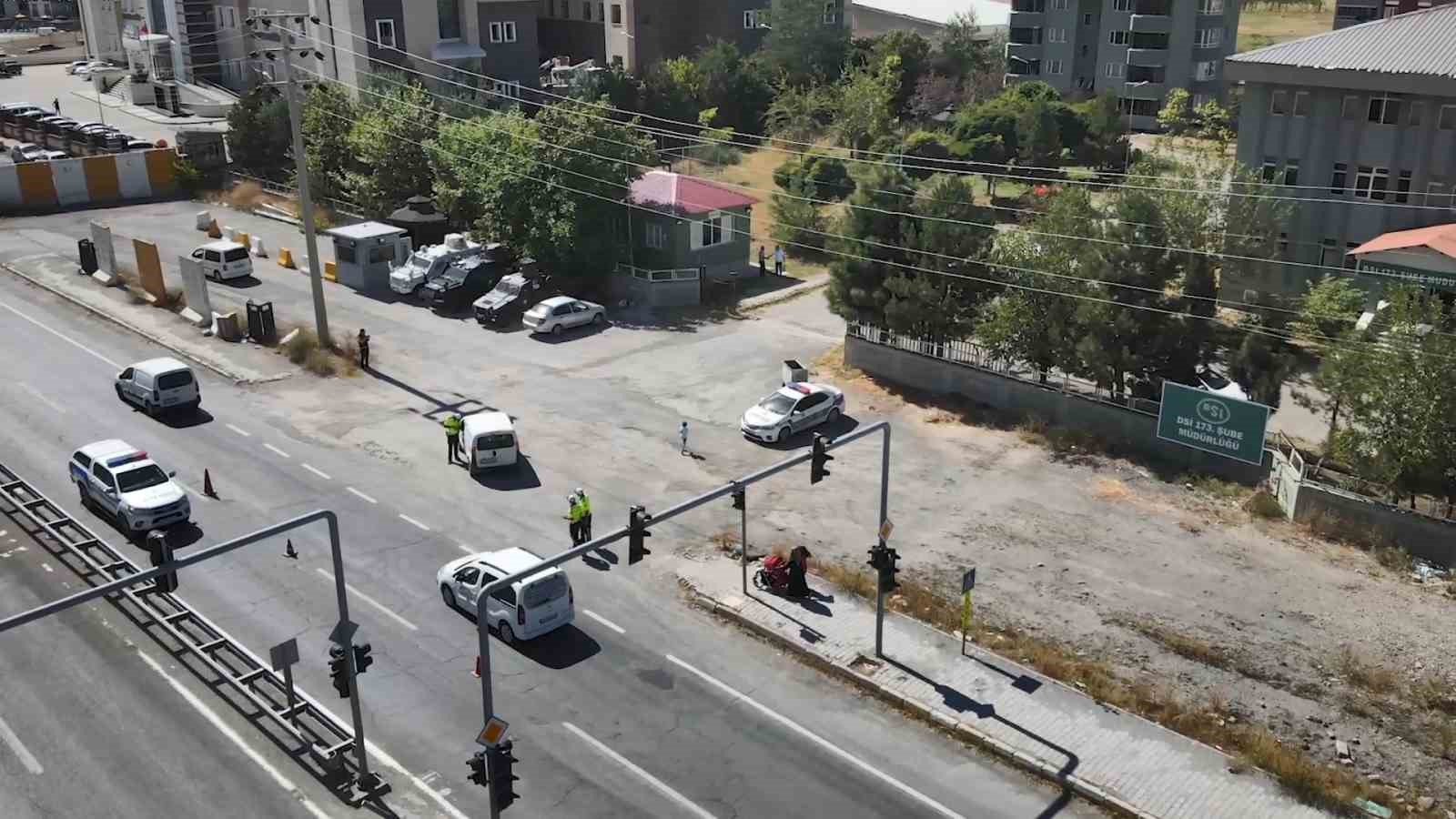 Bitlis’te dron destekli trafik denetimi yapıldı