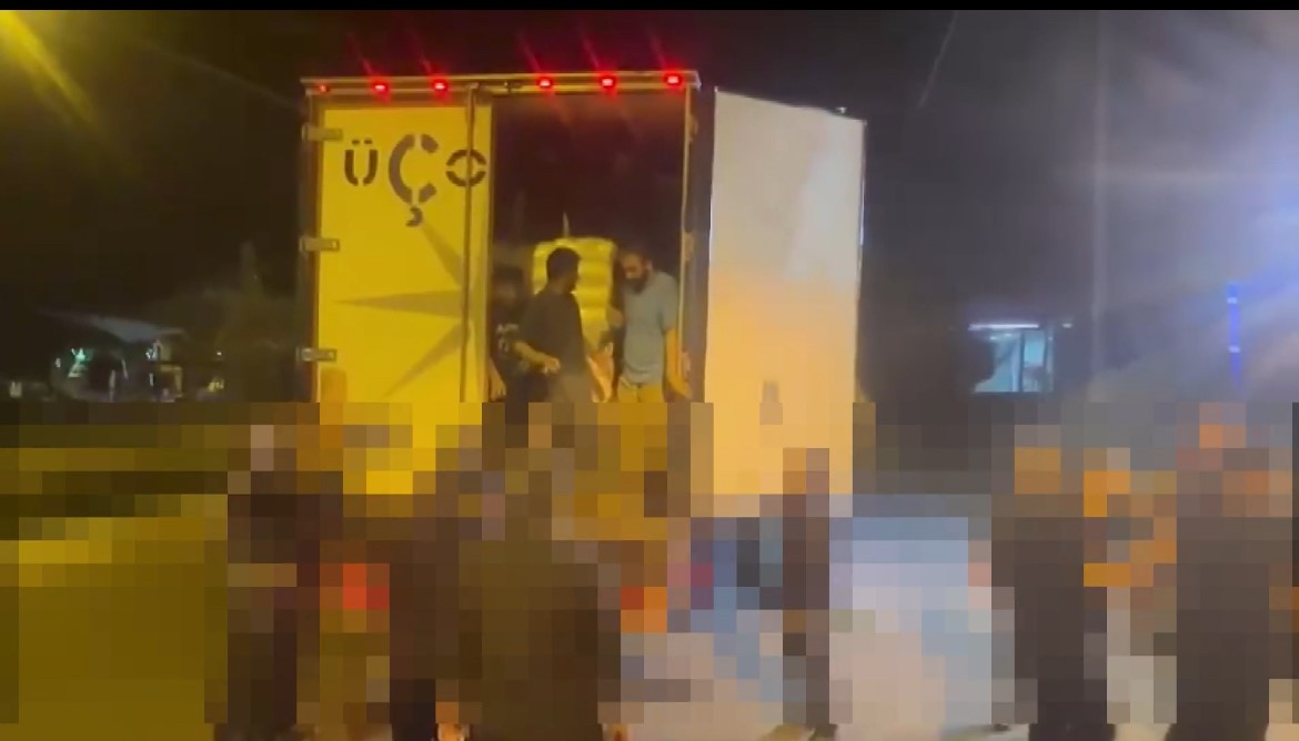 Ağrı&rsquo;da Afgan uyruklu 80 ka&ccedil;ak g&ouml;&ccedil;men yakalandı

