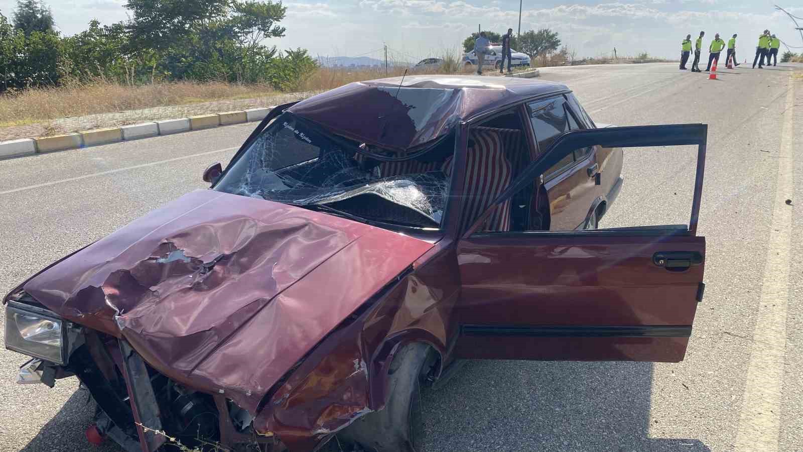 Uşak&rsquo;ta motosiklet ile otomobil &ccedil;arpıştı: 2 ağır yaralı
