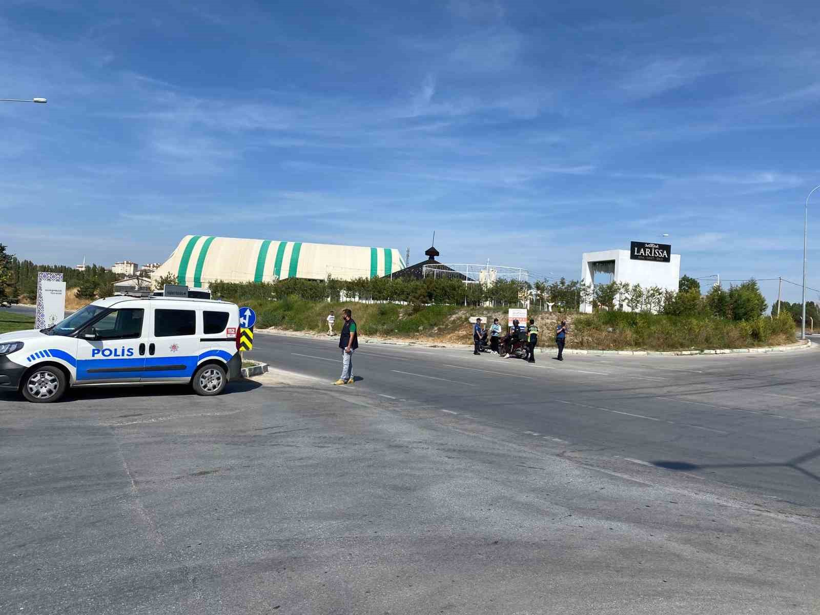 Kütahya’da trafik ve asayiş uygulamalarında toplam 108 bin 656 TL para cezası uygulandı