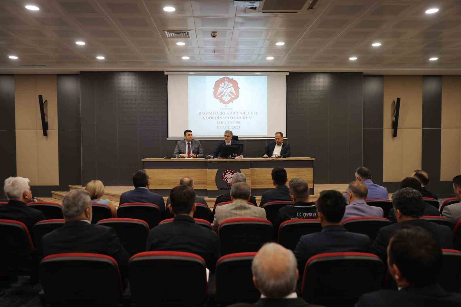 Niğde’de Bağımlılıkla Mücadele İl Koordinasyon Kurulu toplantısı yapıldı