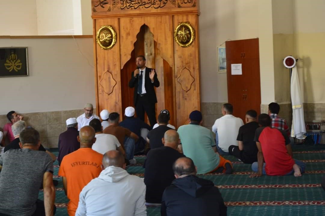 Huzurevi ve cezaevinde Mevlit Kandili kutlandı