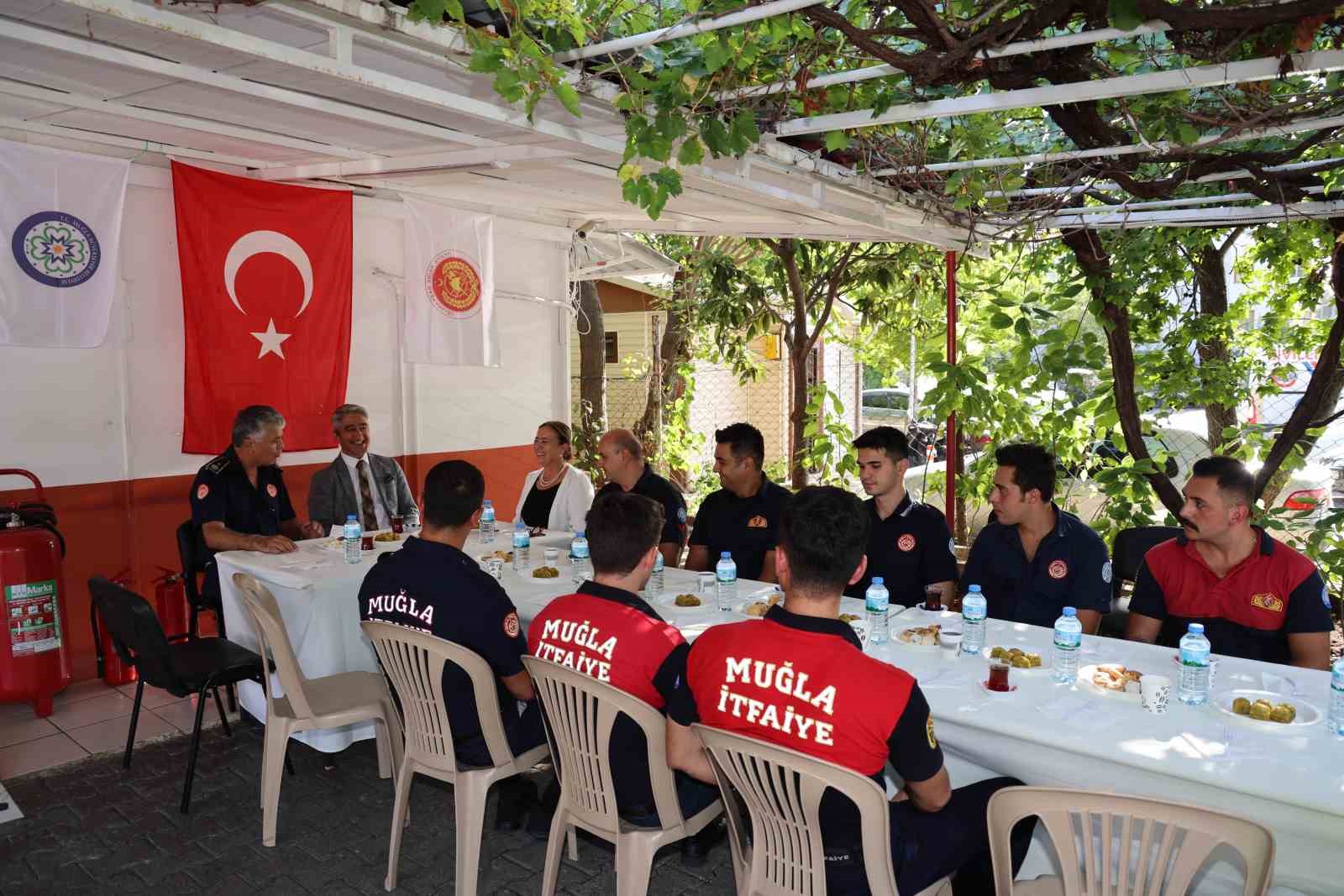 Başkan Oktay: “Ayağınıza taş değmesin”