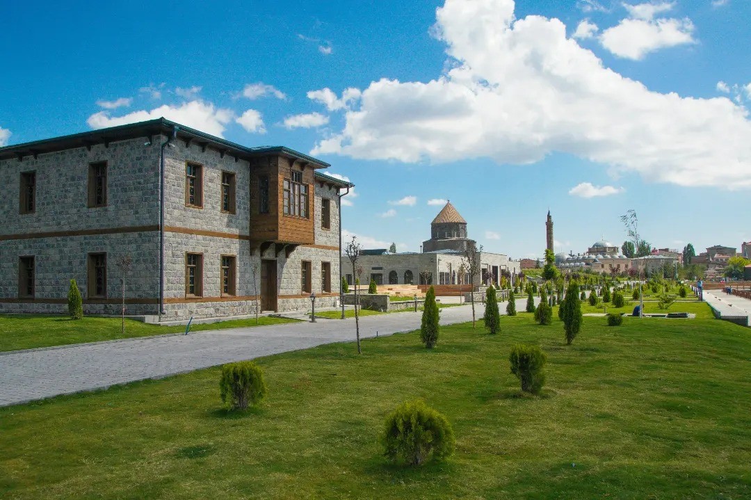 Gazi Kars Kent M&uuml;zesi turizme yeni ivme kazandıracak
