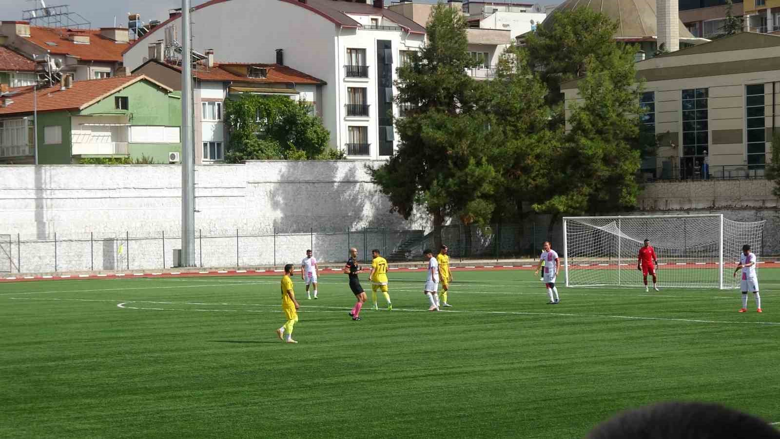 Ziraat Türkiye Kupası: Burdur MAKÜ Spor: 2 - Tarsus İdman Yurdu: 1