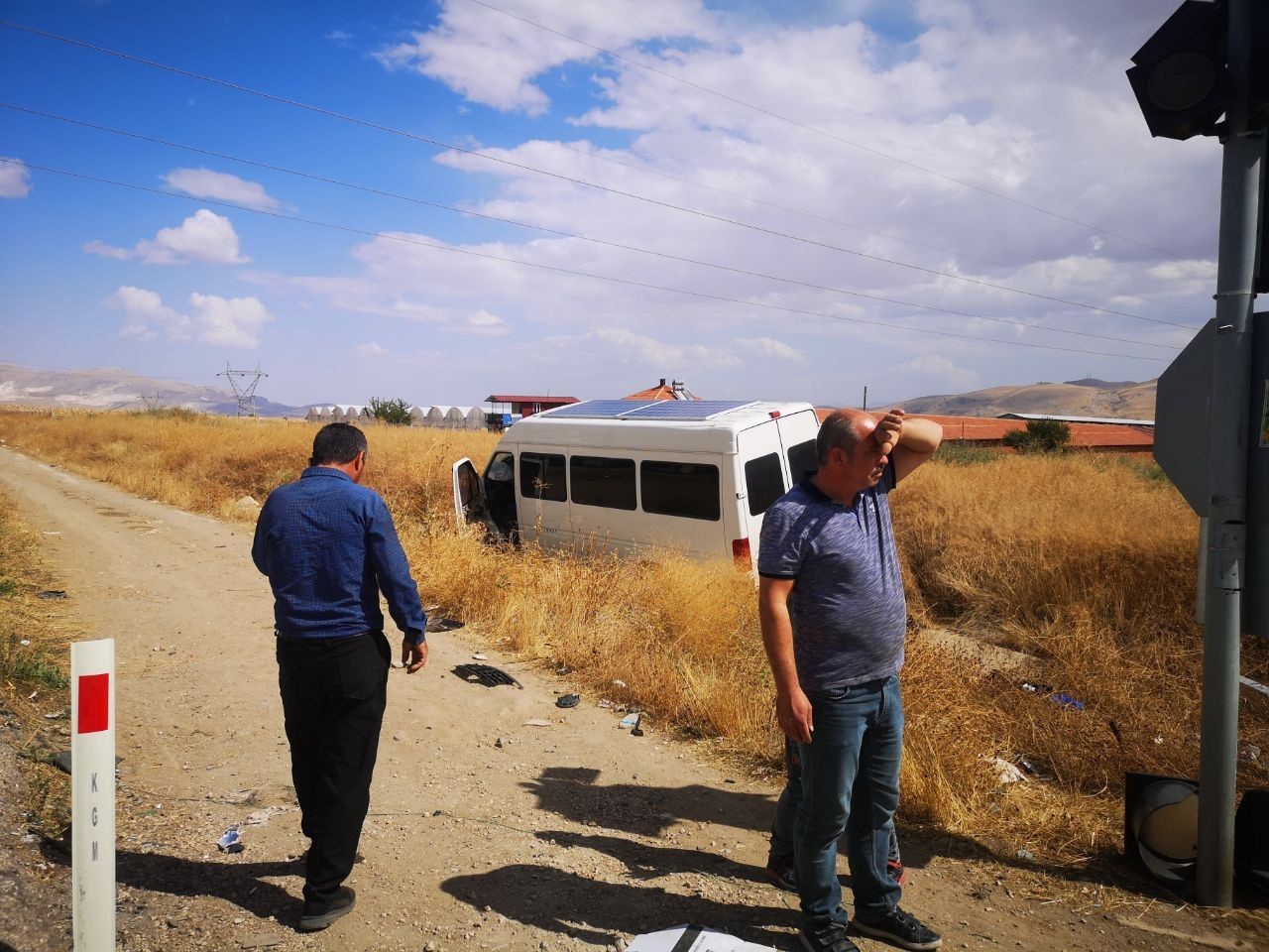 Burdur’da otomobil ile minibüs çarpıştı: 5 yaralı