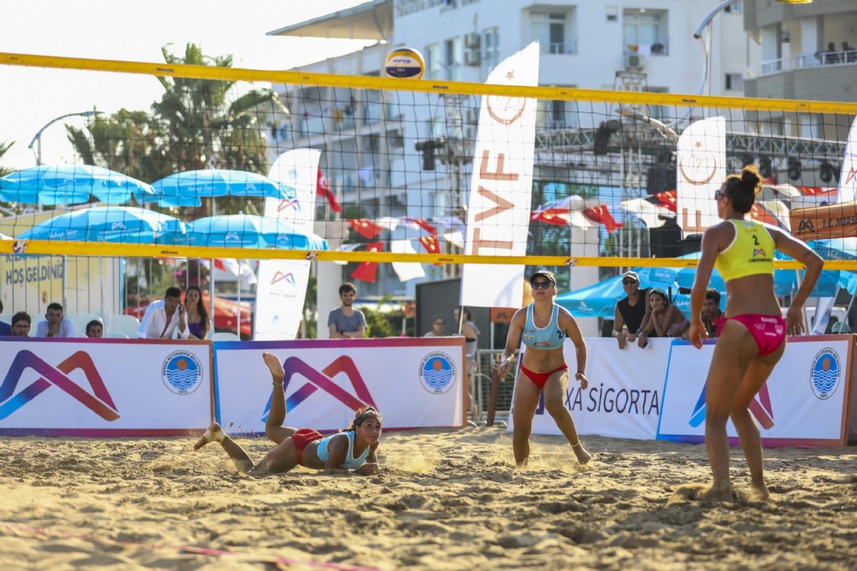 Mersin’de ProBeach Tour Plaj Voleybolu heyecanı