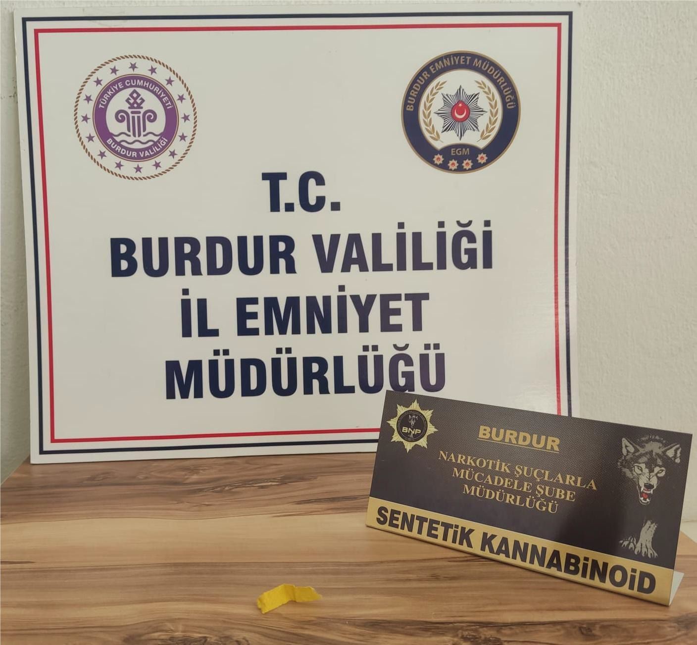 Burdur’da uyuşturucu operasyonuna 2 tutuklama
