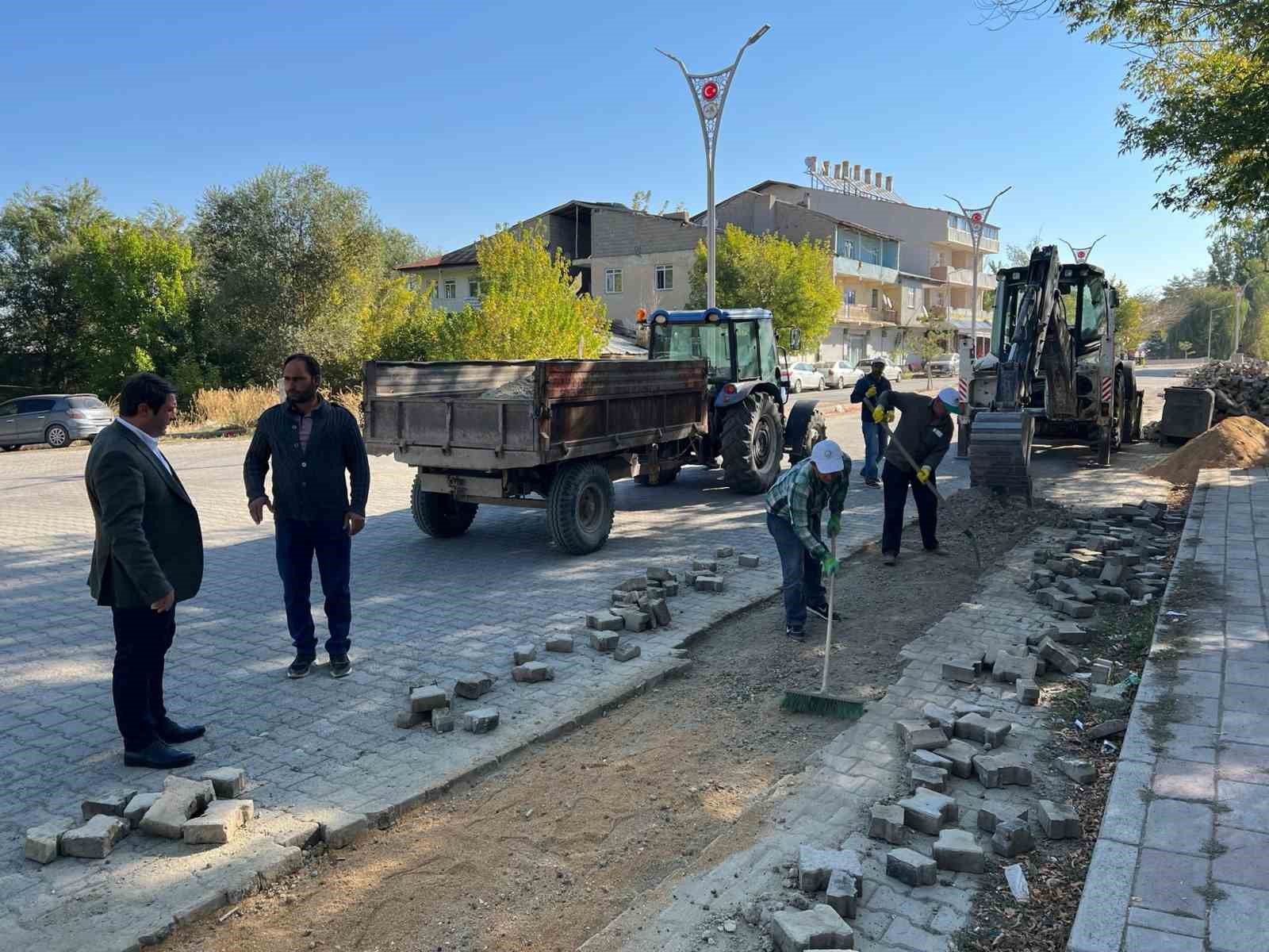 Bulanık Kaymakamı Ocak, belediye çalışmalarını inceledi
