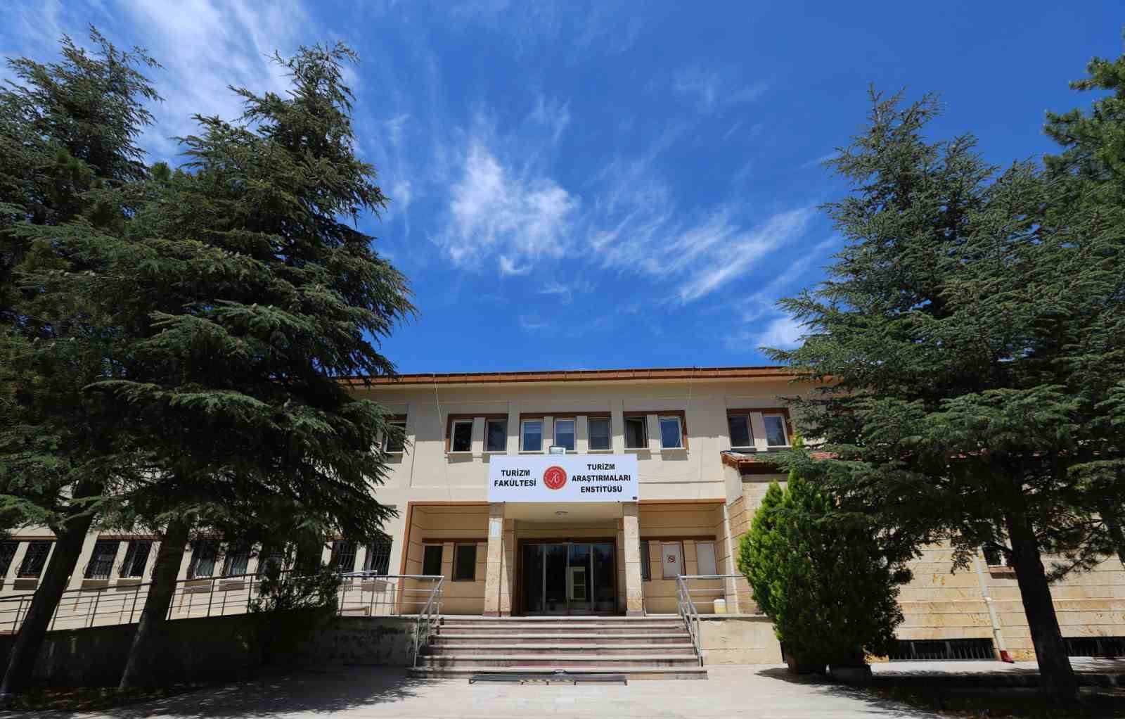 NEVÜ ‘Türkiye Yeterlilikler Çerçevesi (TYÇ) Logosu’ kullanımına hak kazandı