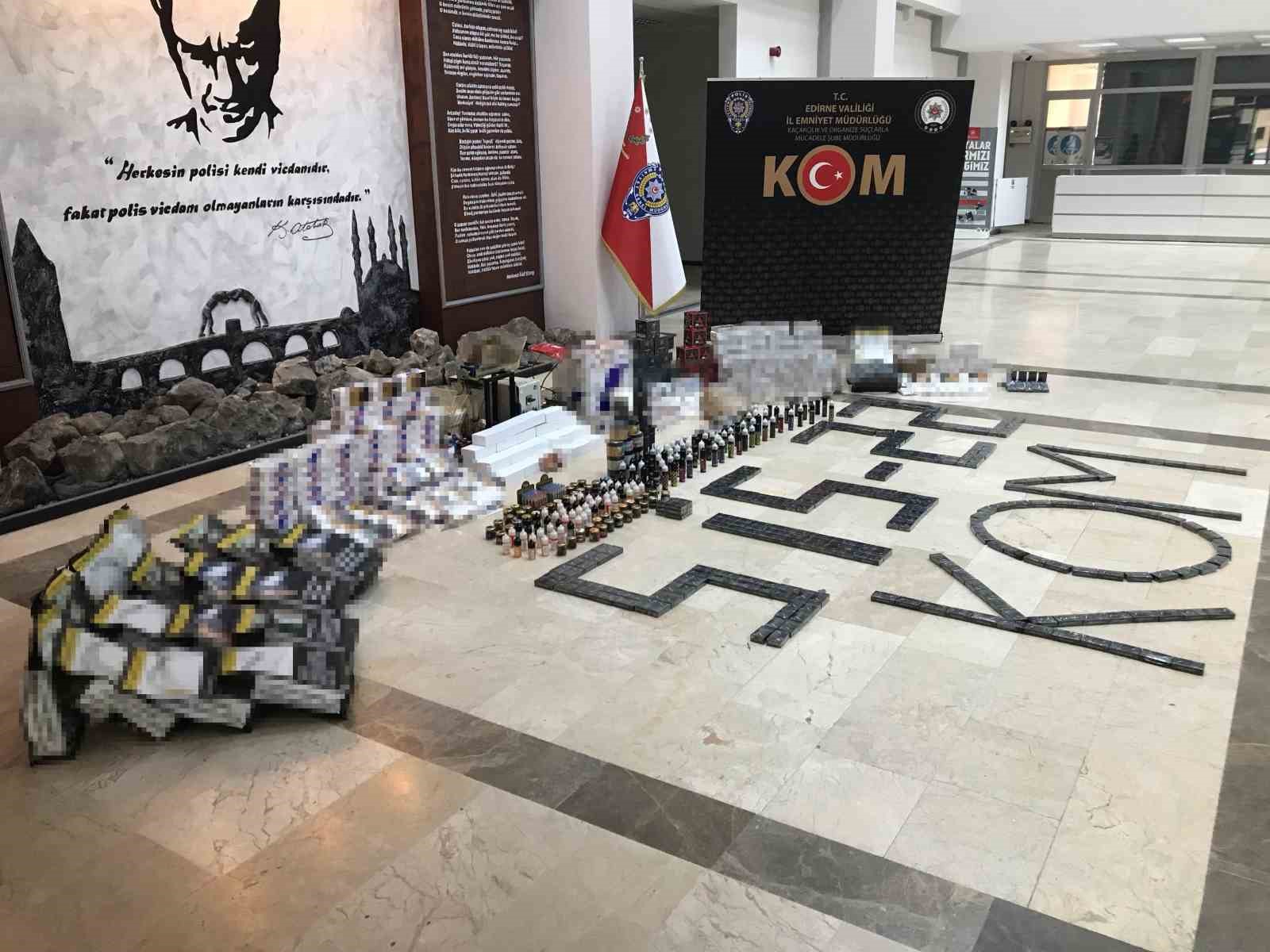 Edirne’de kaçak sigara operasyonu: 8 kişi gözaltına alındı