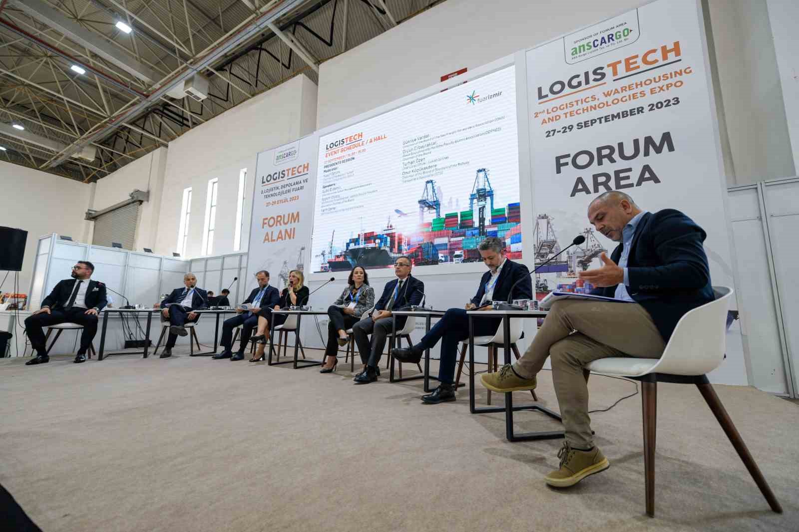 İZFAŞ ev sahipliğinde lojistik sekt&ouml;r&uuml;n&uuml;n geleceği konuşuldu
