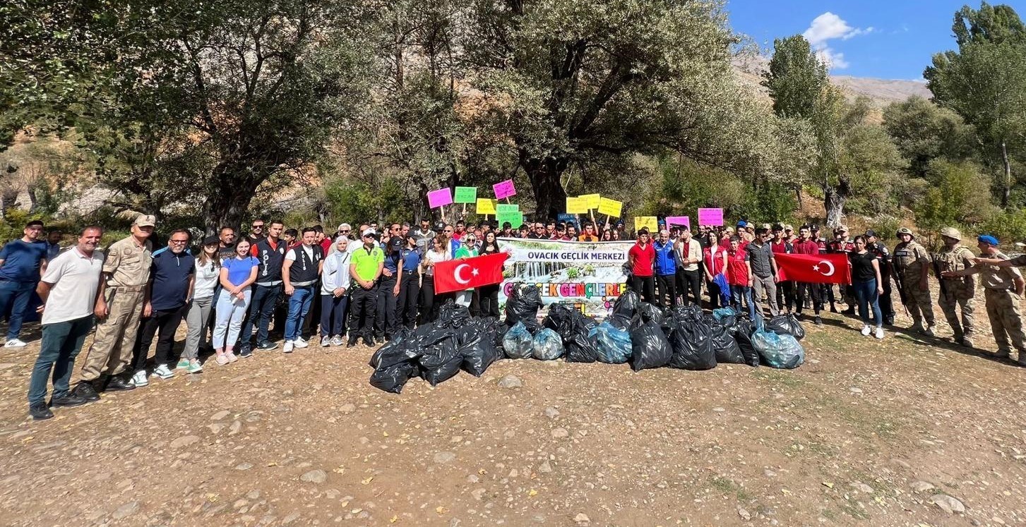 Her yıl on binlerce kişinin ziyaret ettiği gözelerde çevre temizliği