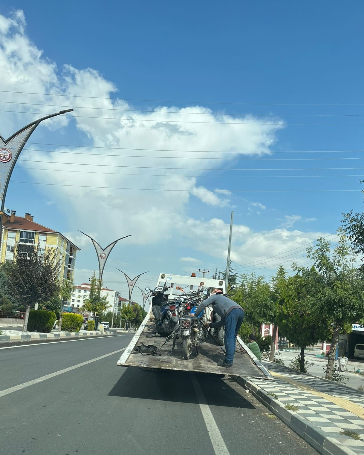 Emirdağ’da 9 motosiklet trafikten men edildi