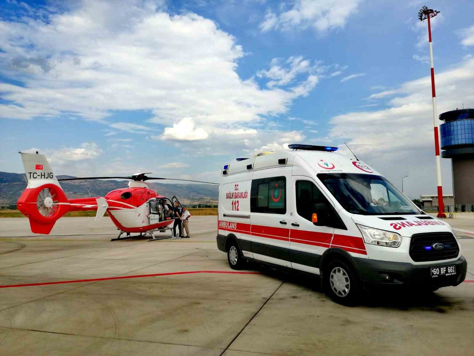 Trafik kazasında yaralandı ambulans helikopterle nakil edildi
