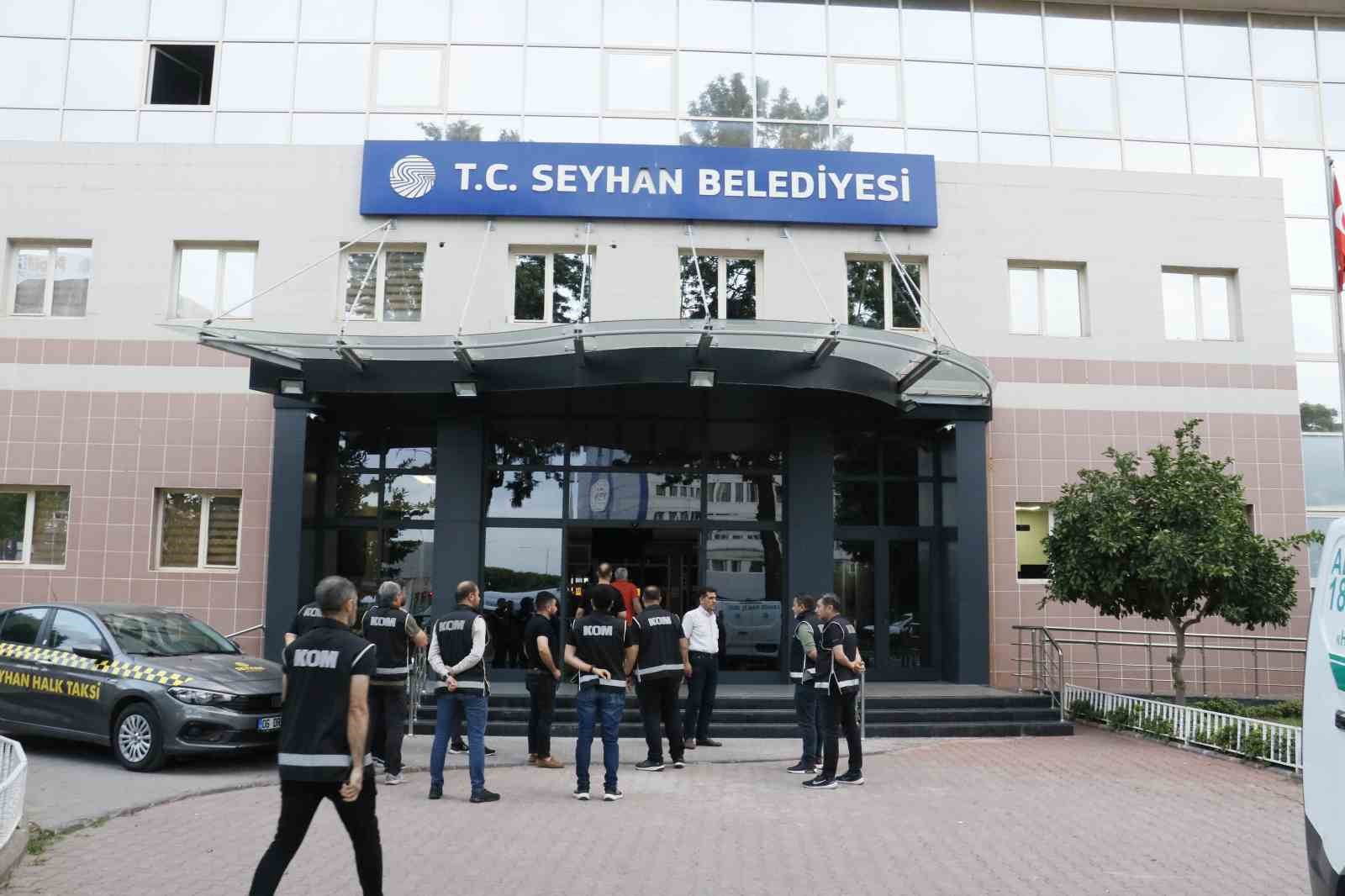 Belediyelere rüşvet operasyonunda servet çıktı