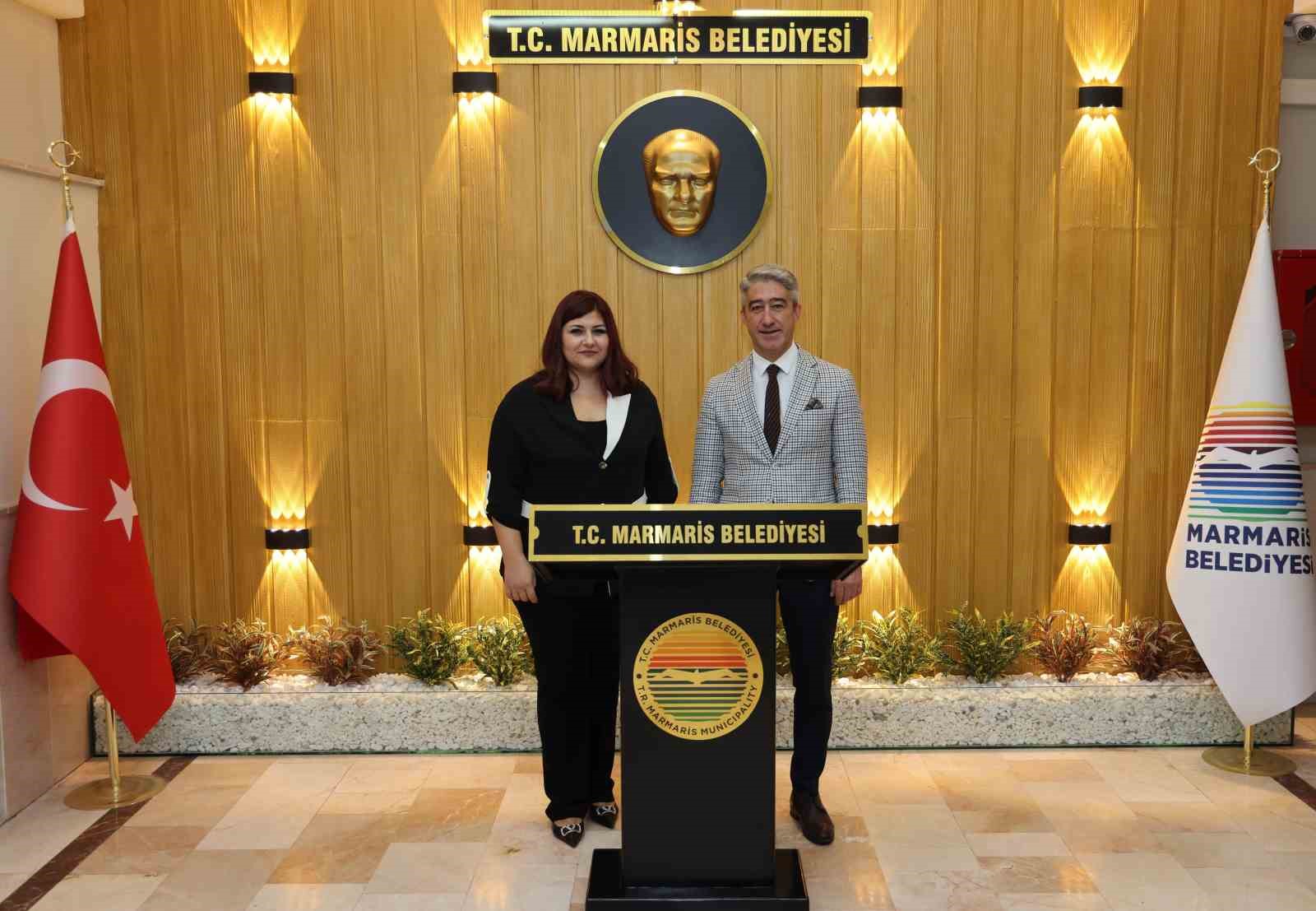 Başkan Oktay, İl&ccedil;e Emniyet M&uuml;d&uuml;r&uuml; &Ouml;zt&uuml;rk&rsquo;&uuml; ağırladı
