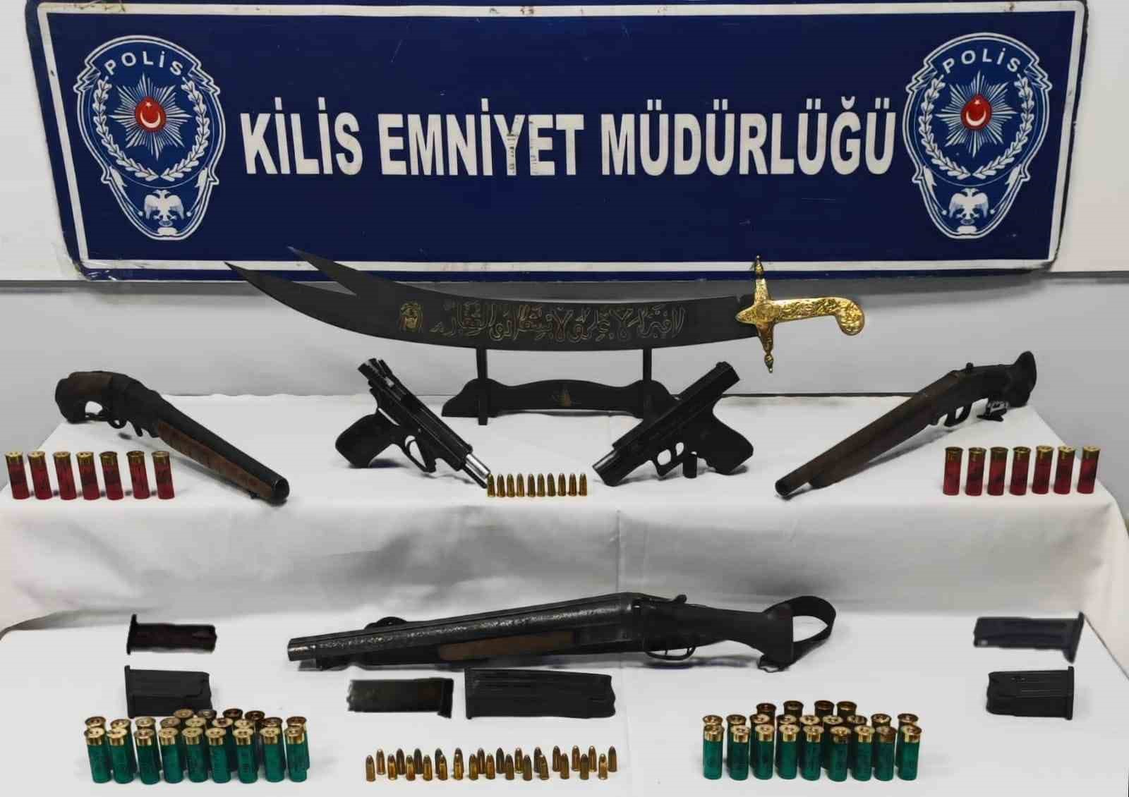 Kilis’te polise mukavemette bulunan 10 şüpheliden 1’i tutuklandı
