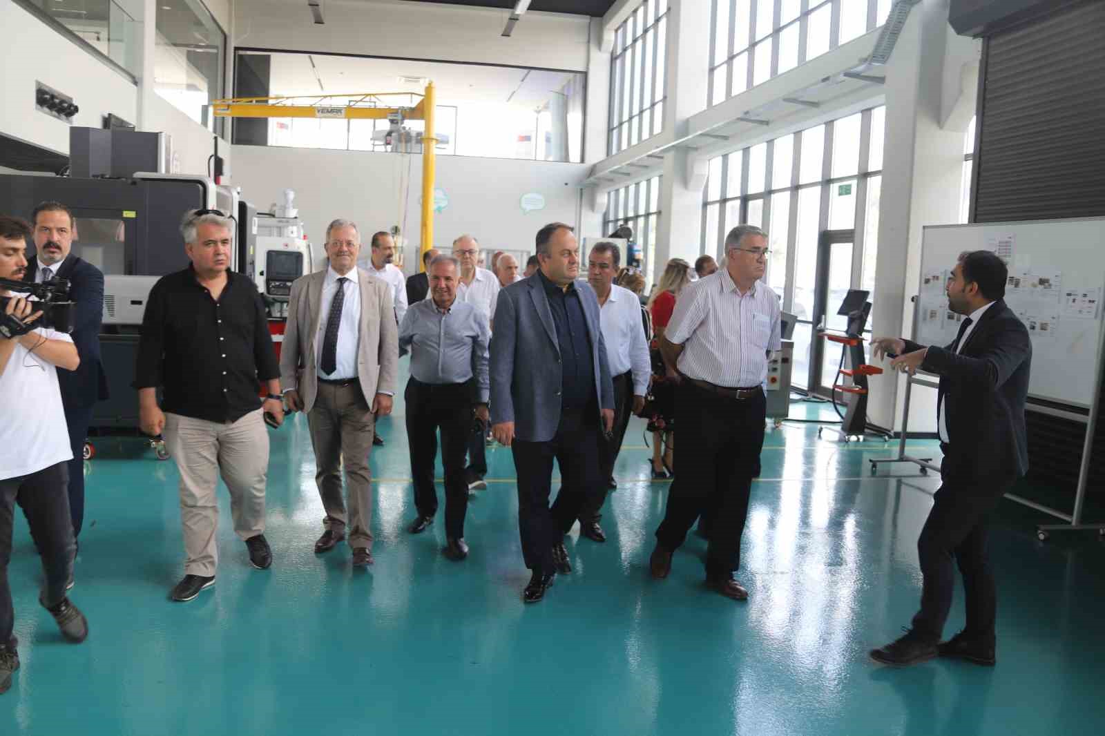 Sabri Tekli: "İŞKUR ile birlikte istihdam festivali d&uuml;zenleyeceğiz"
