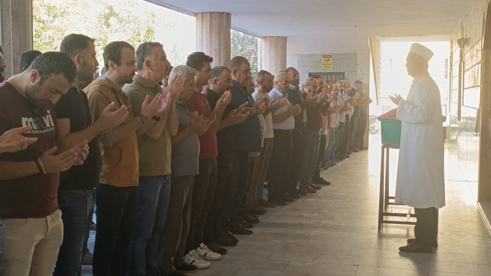 Kastamonu&rsquo;da kazada &ouml;len gen&ccedil; kız, Manisa&rsquo;da toprağa verildi
