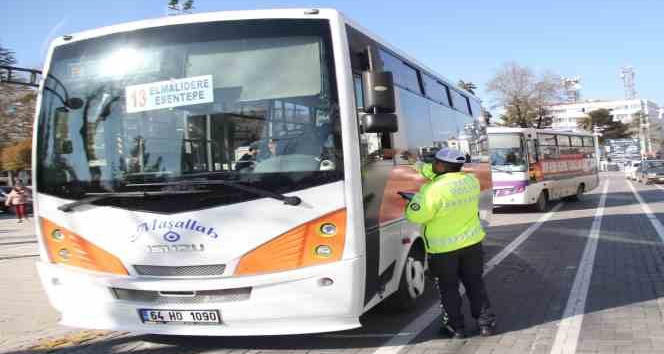 Uşak’ta bin 77 sürücüye para cezası kesildi