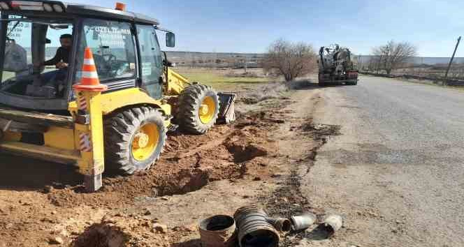 İl Özel İdare ekipleri köylerin sorunlarını çözmeye devam ediyor