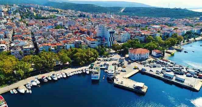 Erdek’in nüfusu bir önceki yıla göre düştü