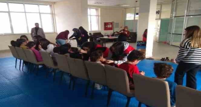 KAEÜ’de depremzede çocukların sosyalleşmesi için çalışmalar yürütülüuyor