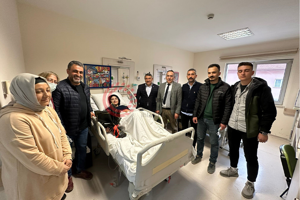 248 saat sonra kurtulan Aleyna Ölmez, kendisini hayata yeniden bağlayan ekiple bir araya geldi