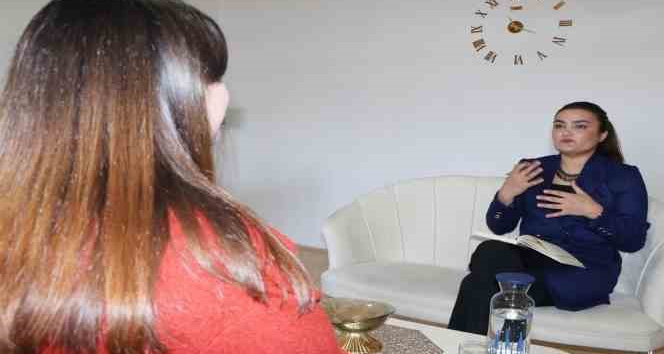 Psikolog Altınay; Depremzedelere, ’Neler yaşadın. Enkaz altında kaldın mı? diye sormayın
