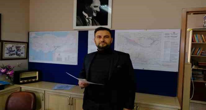 Erzincan İnşaat Mühendisleri Odası Başkanı Mengi: “Yatay mimari yeterli değil, ticari yapılarımızda maddi kaygılarınızı bir kenara koyup yapı stokumuzu güncellememiz lazım”