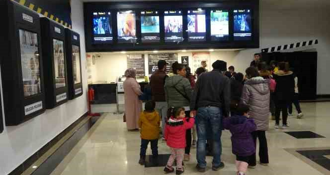 Uşak’ta 400 depremzede için moral etkinliği düzenlendi