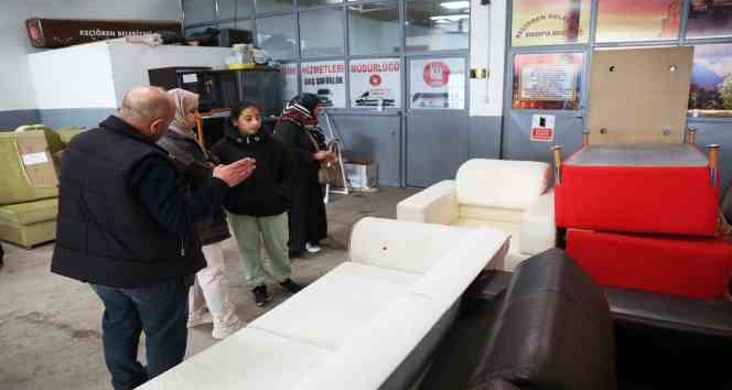 Keçiören Belediyesinden 500’den fazla aileye ev eşyası desteği