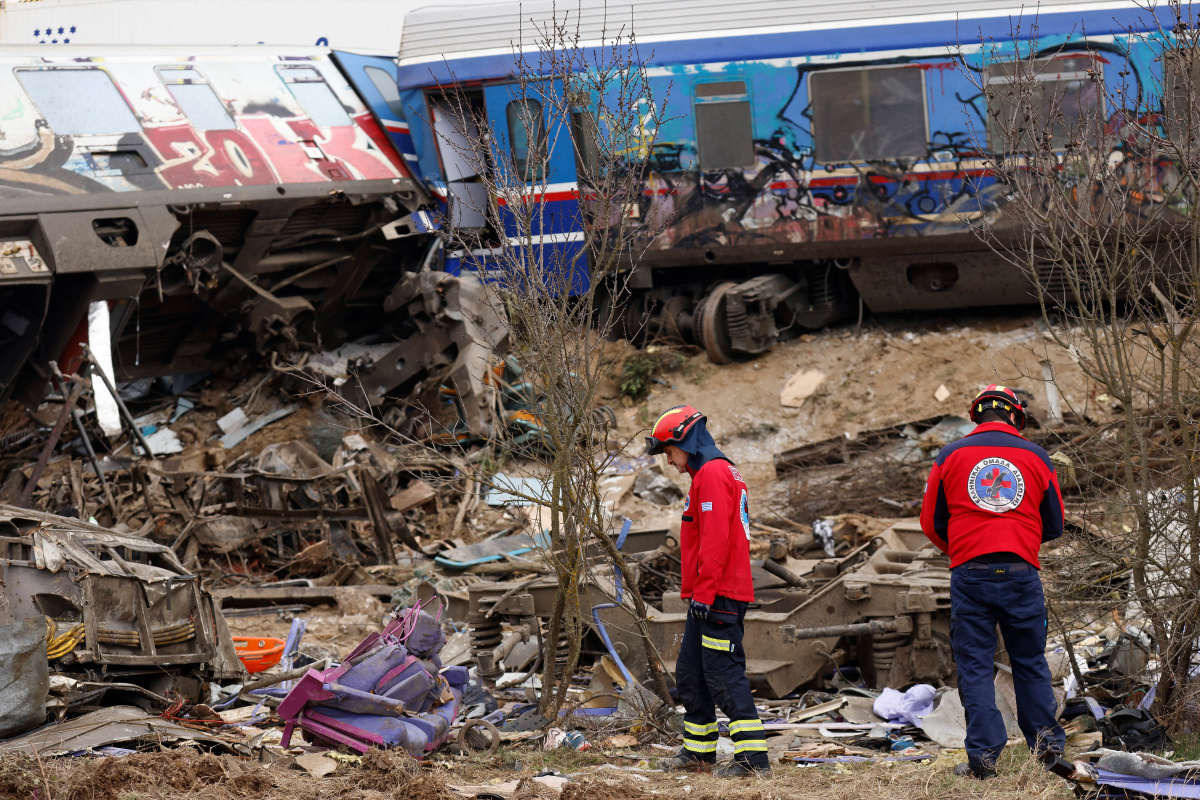 Yunanistan’daki tren kazası insan hatası kaynaklı olabilir