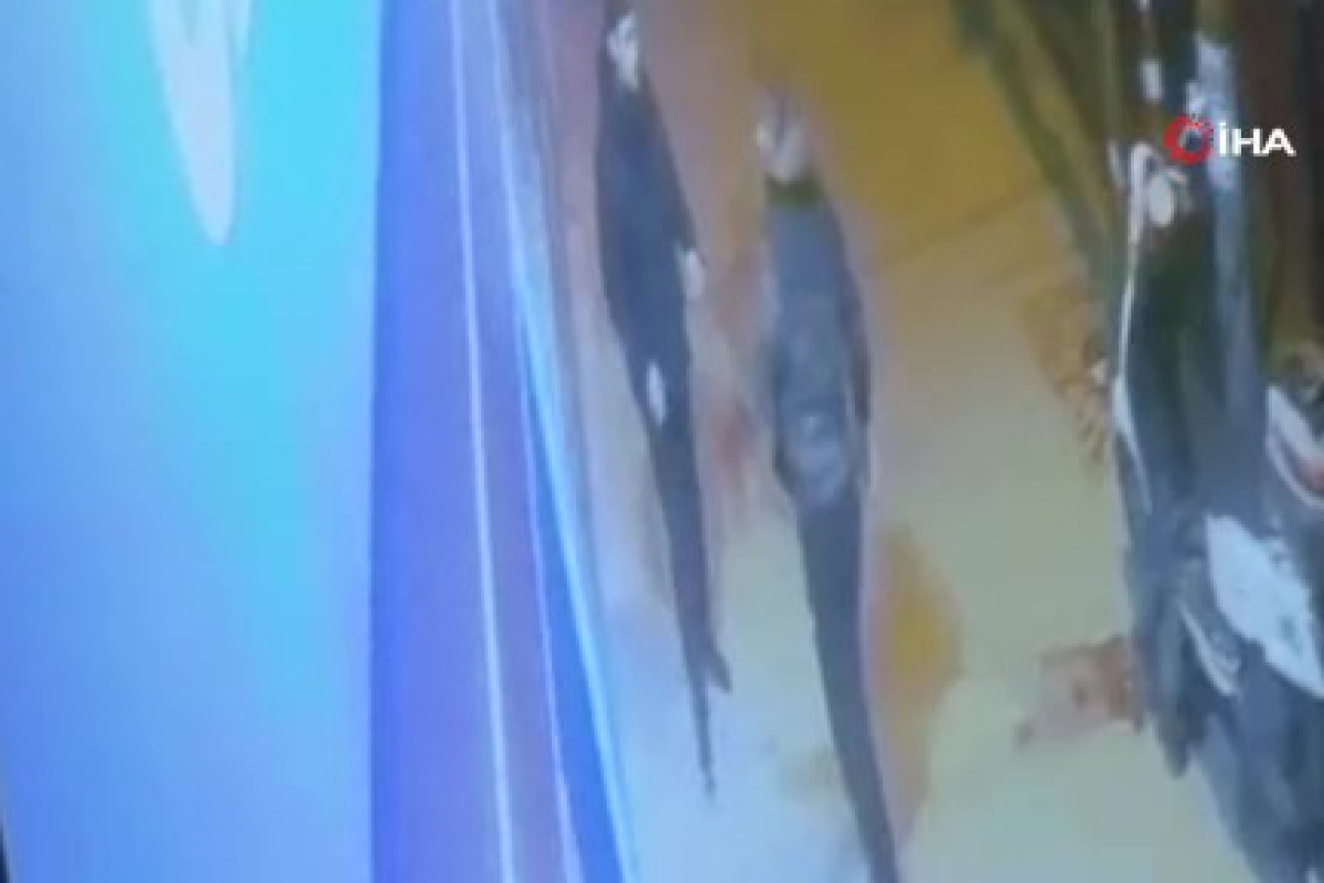 Kağıthane’de tekel bayine silahlı saldırı anı kamerada