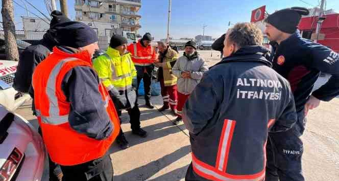 Başkan Oral: "Deprem ülke gerçeğimizdir"