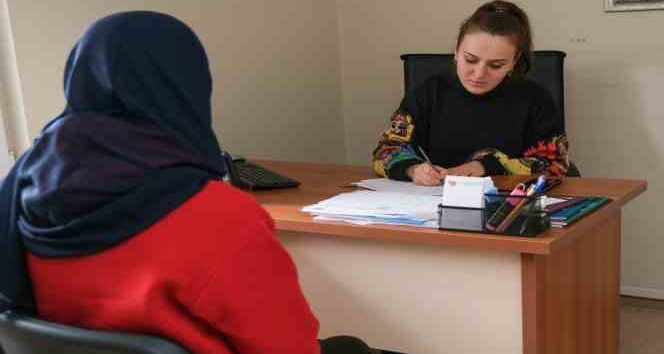 Giresun Belediyesi, depremzedelerin sosyal hayata uyumları için psikolojik destek veriyor