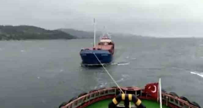Çanakkale Boğazı’nda kargo gemisi makine arızası yaptı