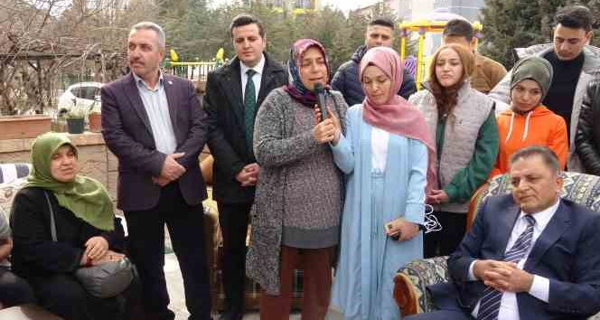 Burdur’da mahalle sakinleri 25 depremzedeye ev kurarak sıcak bir yuva sağladı