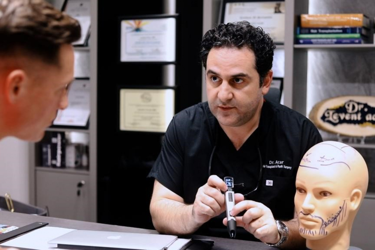 Cosmedica Klinik: 'Sakal ve bıyık ekimi talebinde artış var'