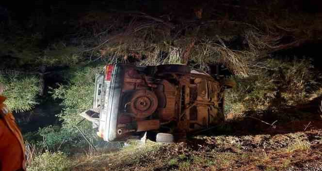 Bayramiç’te ağaca çarpan otomobilin sürücüsü hayatını kaybetti