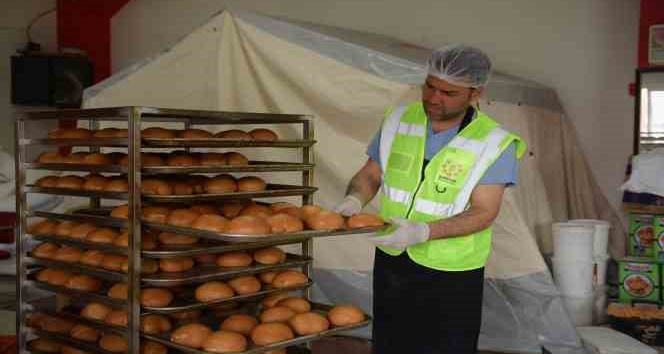 Elbistan’da halk ekmek fabrikası tekrar üretime geçti: Depremzedelere günlük 15 bin ekmek