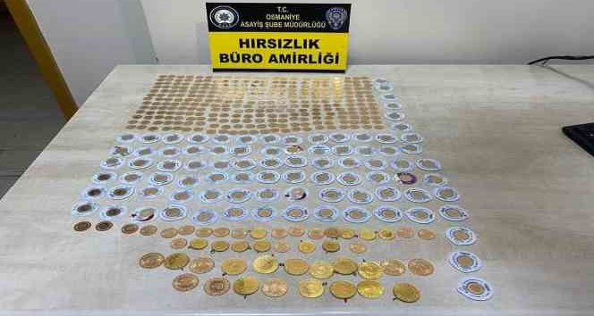 Kendisini polis olarak tanıttı, 19 tam, 28 yarım, 287 çeyrek ve 87 gram altın dolandırdı