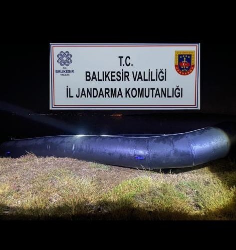 Jandarma Ayvalık’ta 131 düzensiz göçmen ve 3 organizatörü yakaladı