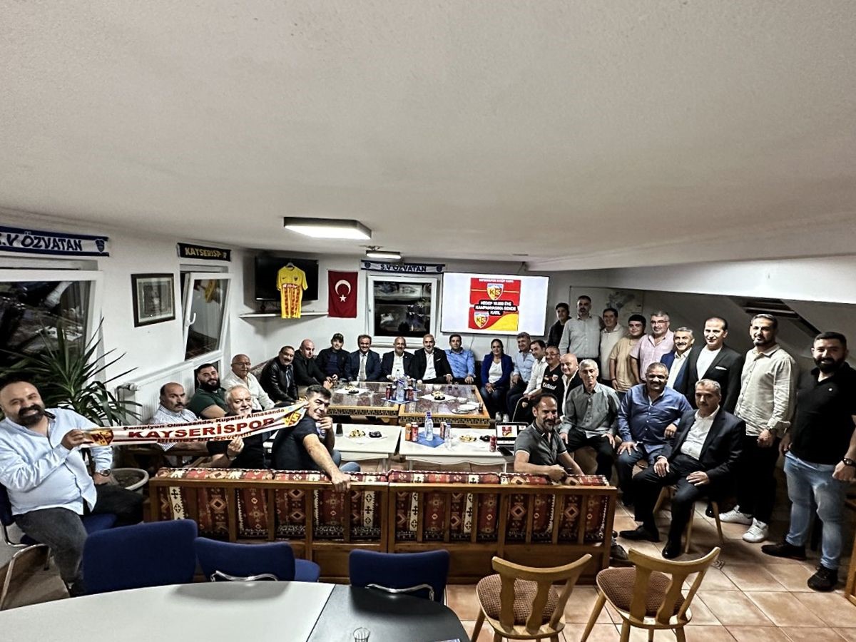 Kayserispor Başkanı Ali &Ccedil;amlı Stuttgart&rsquo;ta Avrupalı Kayserisporlular ile buluştu

